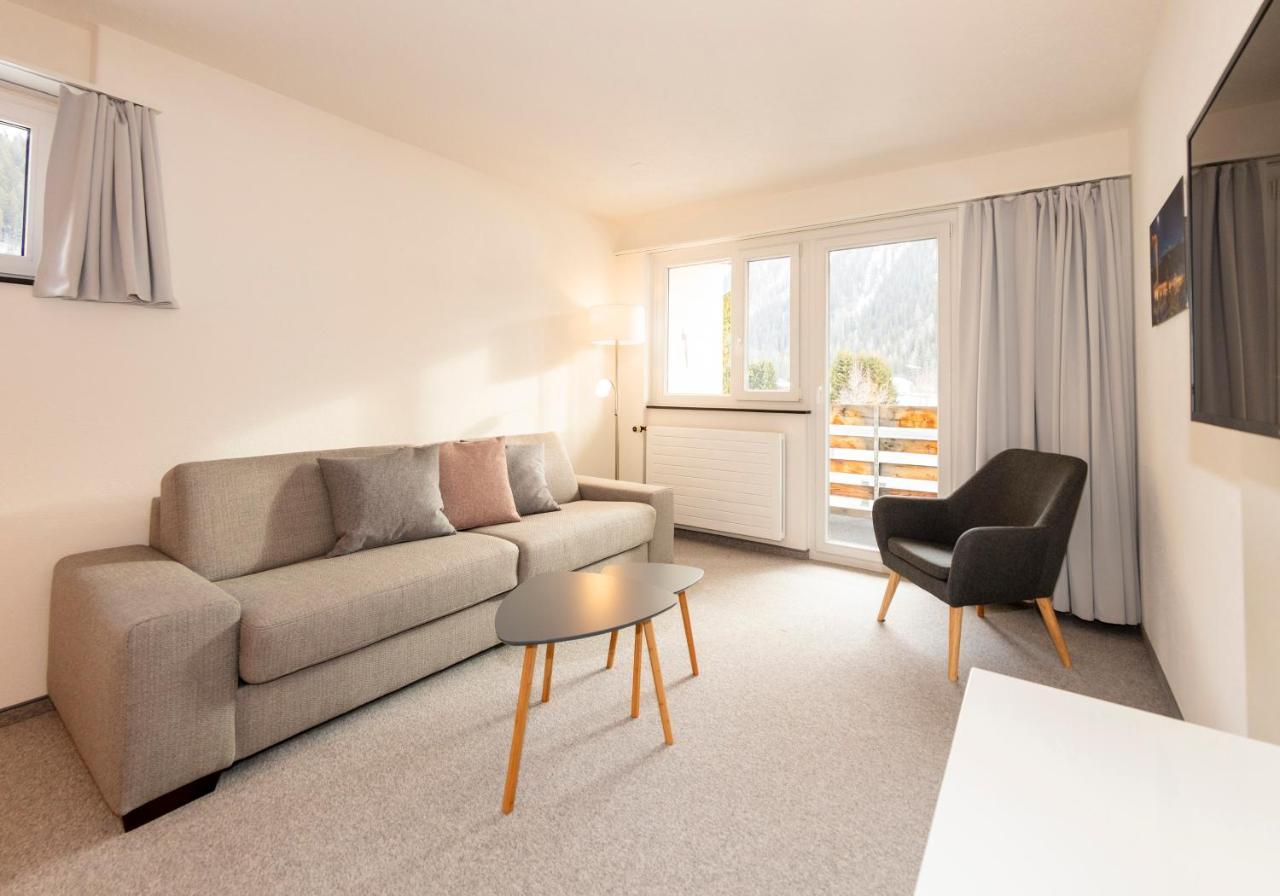 Serviced Apartments By Solaria Davos Phòng bức ảnh